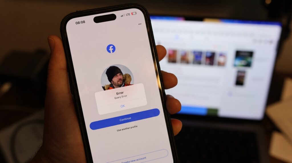 Facebook is down